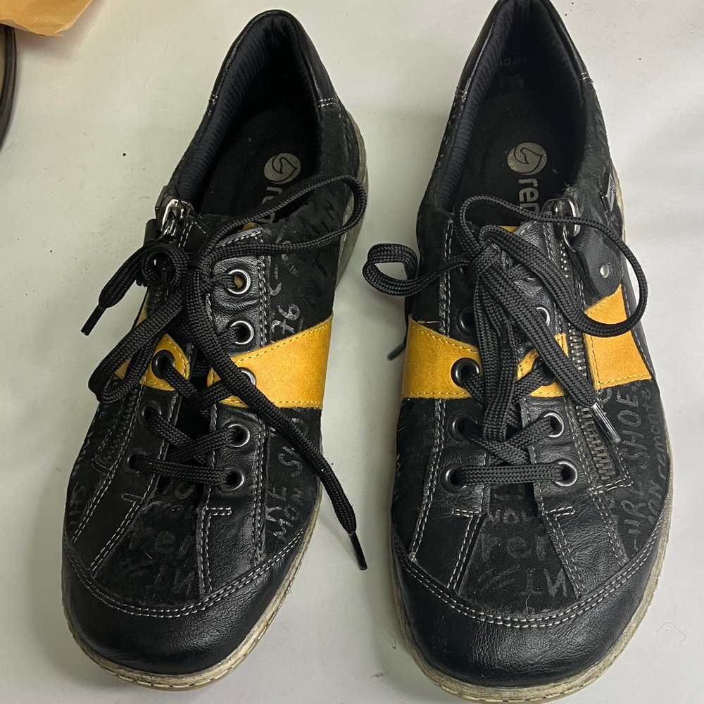 Remonte Black and Yellow Casual Shoes